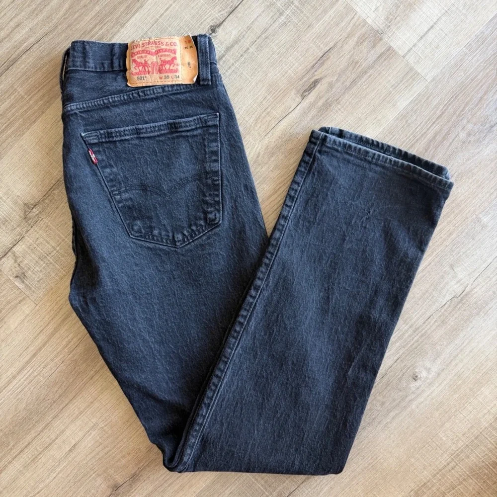 Levis 501 Original Fit Black Jeans Mens 35x34 Straight Leg Button Fly Denim